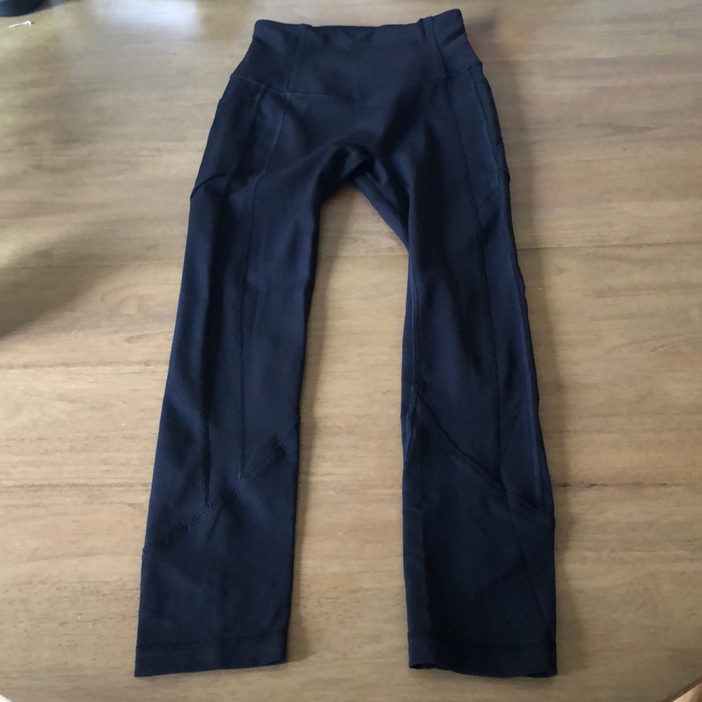 Lululemon, All the Right Places High-Rise Drawcord Waist Crop 23”, black, size 2 - Picture 4 of 8